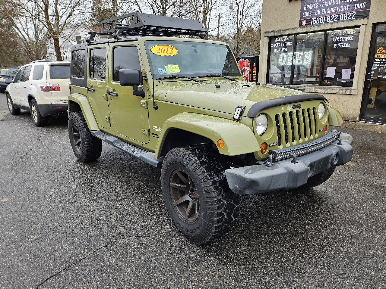 Jeep Wrangler Unlimited Sahara 4WD 2013
