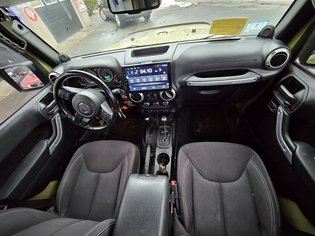 Jeep Wrangler Unlimited Sahara 4WD 2013