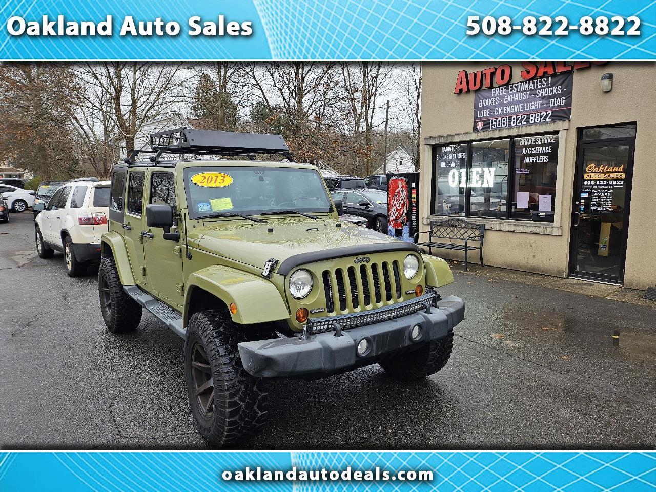 2013 Jeep Wrangler Unlimited Sahara 4WD
