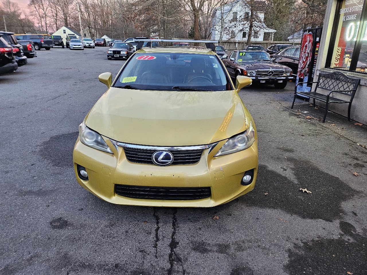 Lexus CT 200h Base 2011