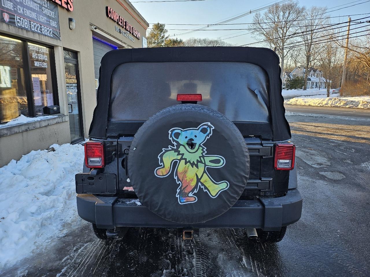 Jeep Wrangler Unlimited Sport 4WD 2013