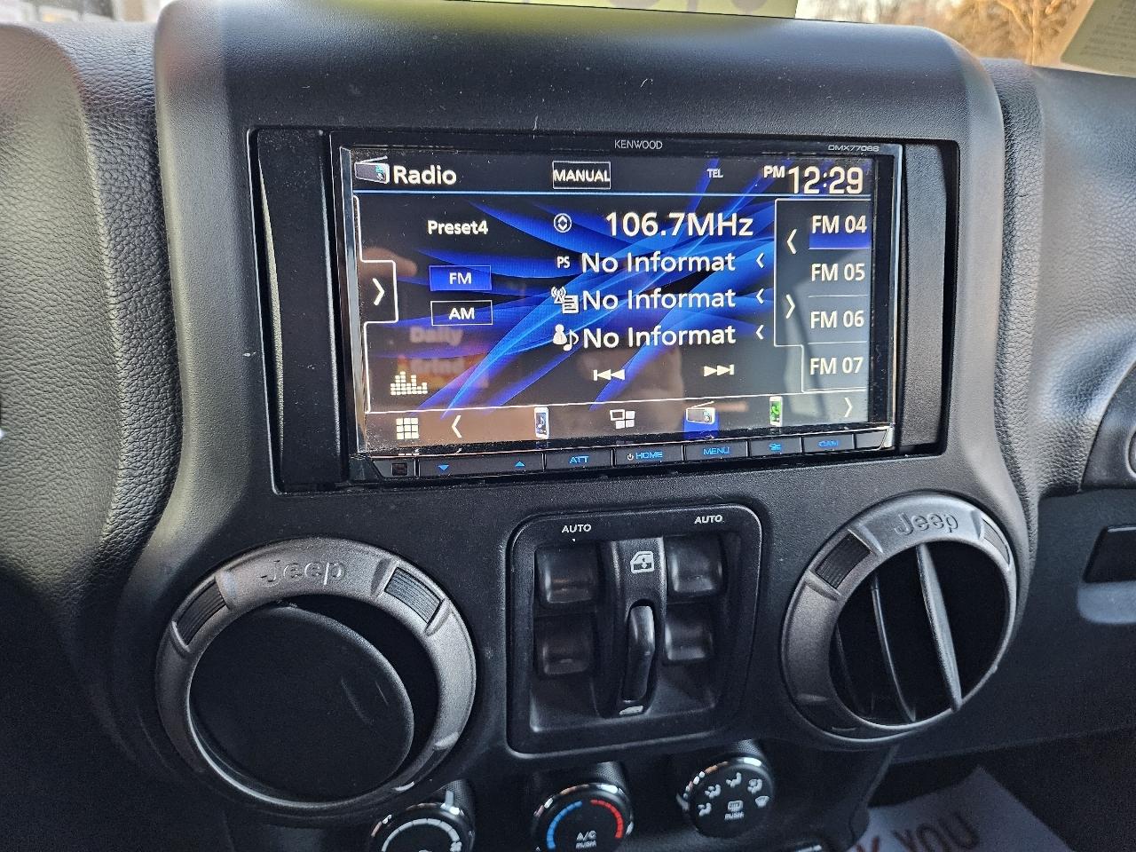 Jeep Wrangler Unlimited Sport 4WD 2013