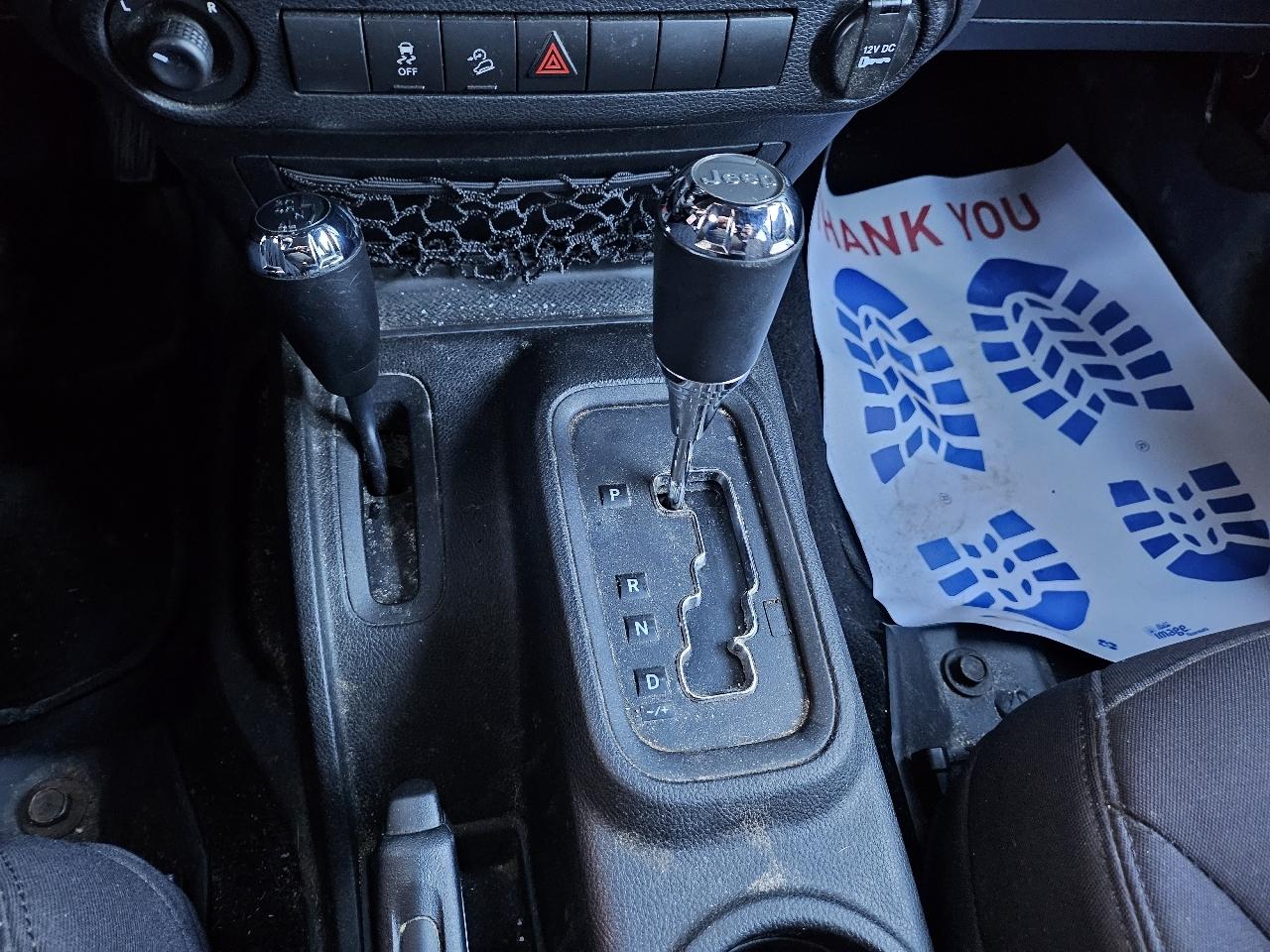 Jeep Wrangler Unlimited Sport 4WD 2013