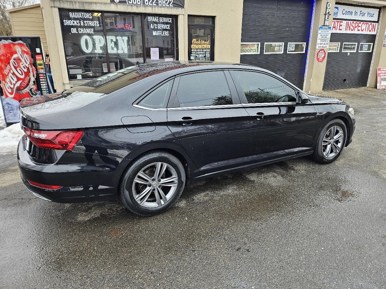 Volkswagen Jetta R-Line Auto 2020