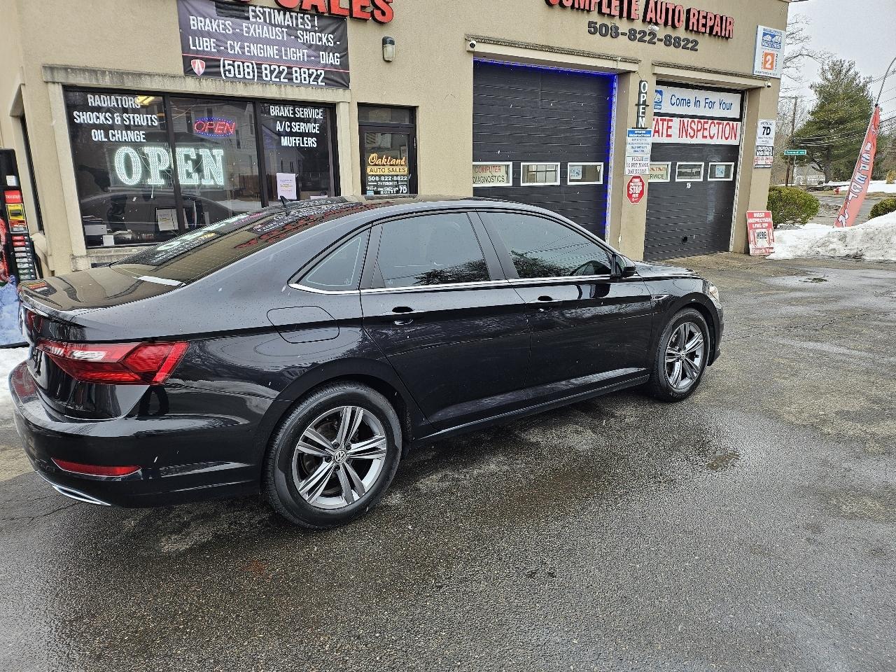 Volkswagen Jetta R-Line Auto 2020