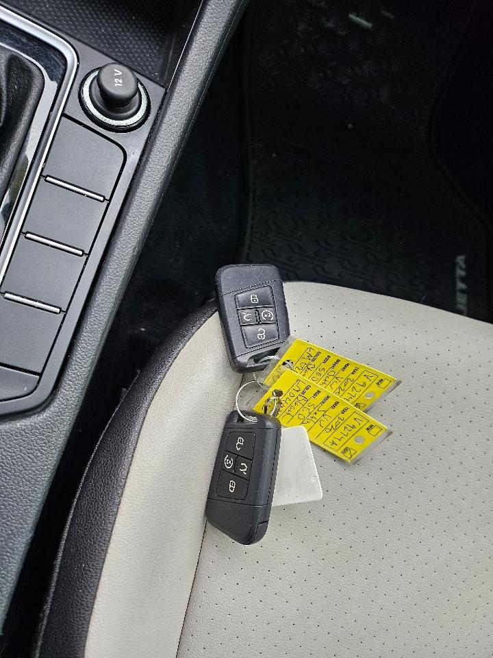 Volkswagen Jetta R-Line Auto 2020