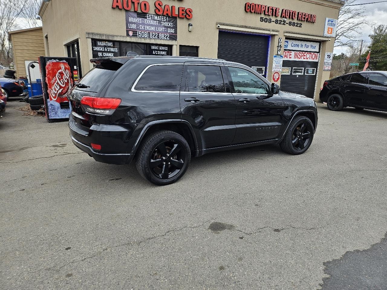 Jeep Grand Cherokee Laredo 4WD 2014