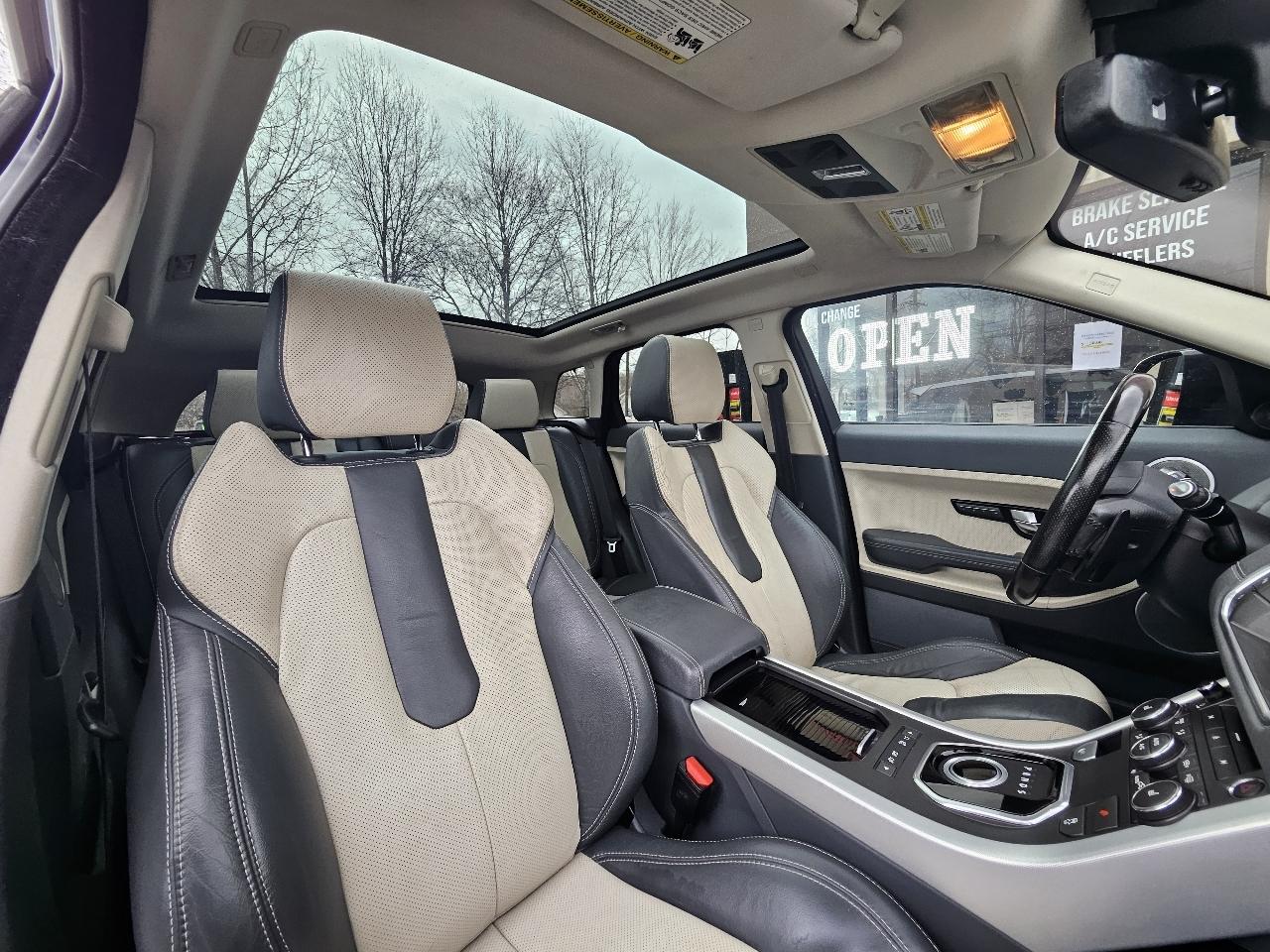 Land Rover Range Rover Evoque Dynamic Premium 5-Door 2012