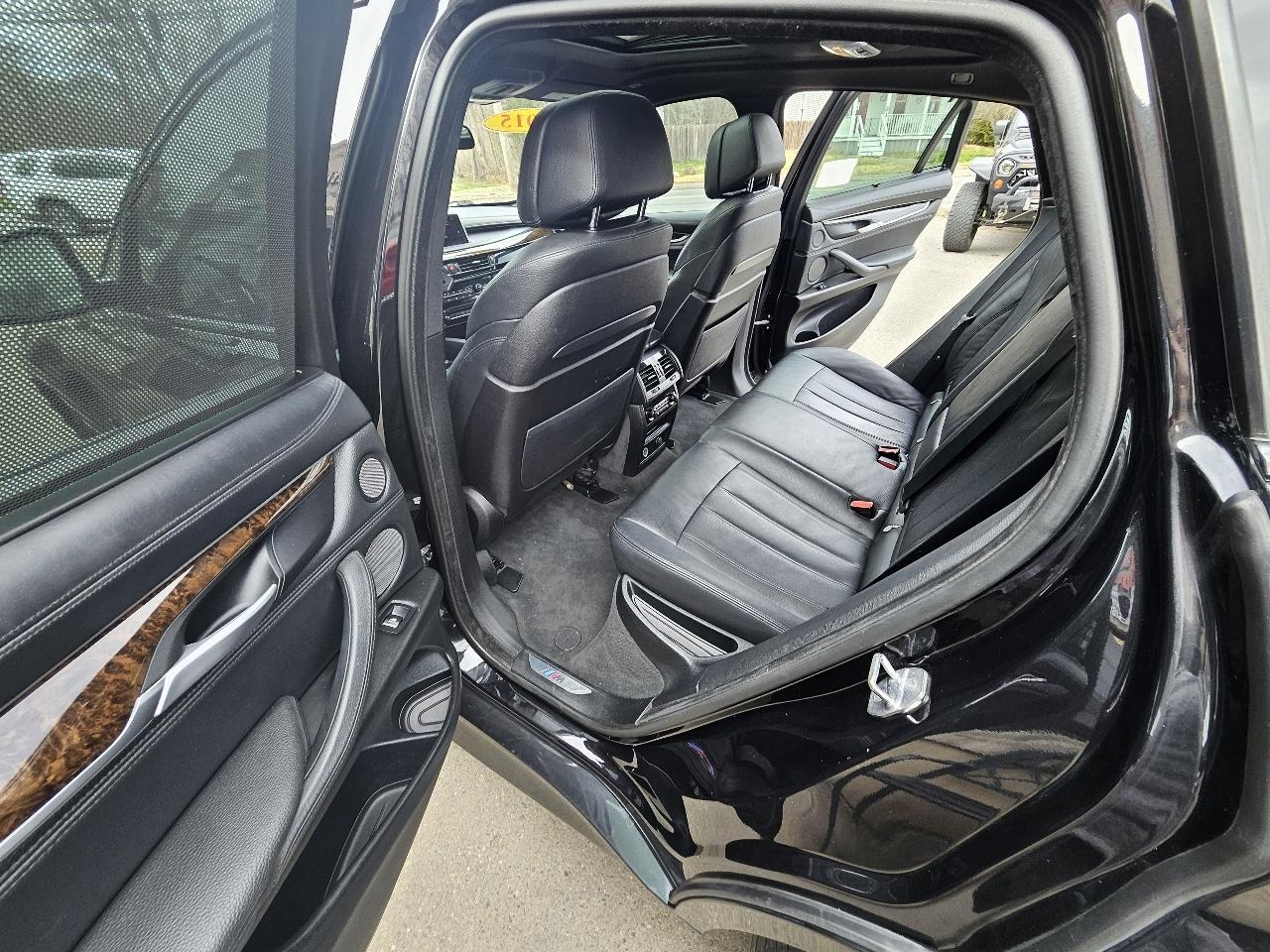 BMW X6 xDrive50i 2015