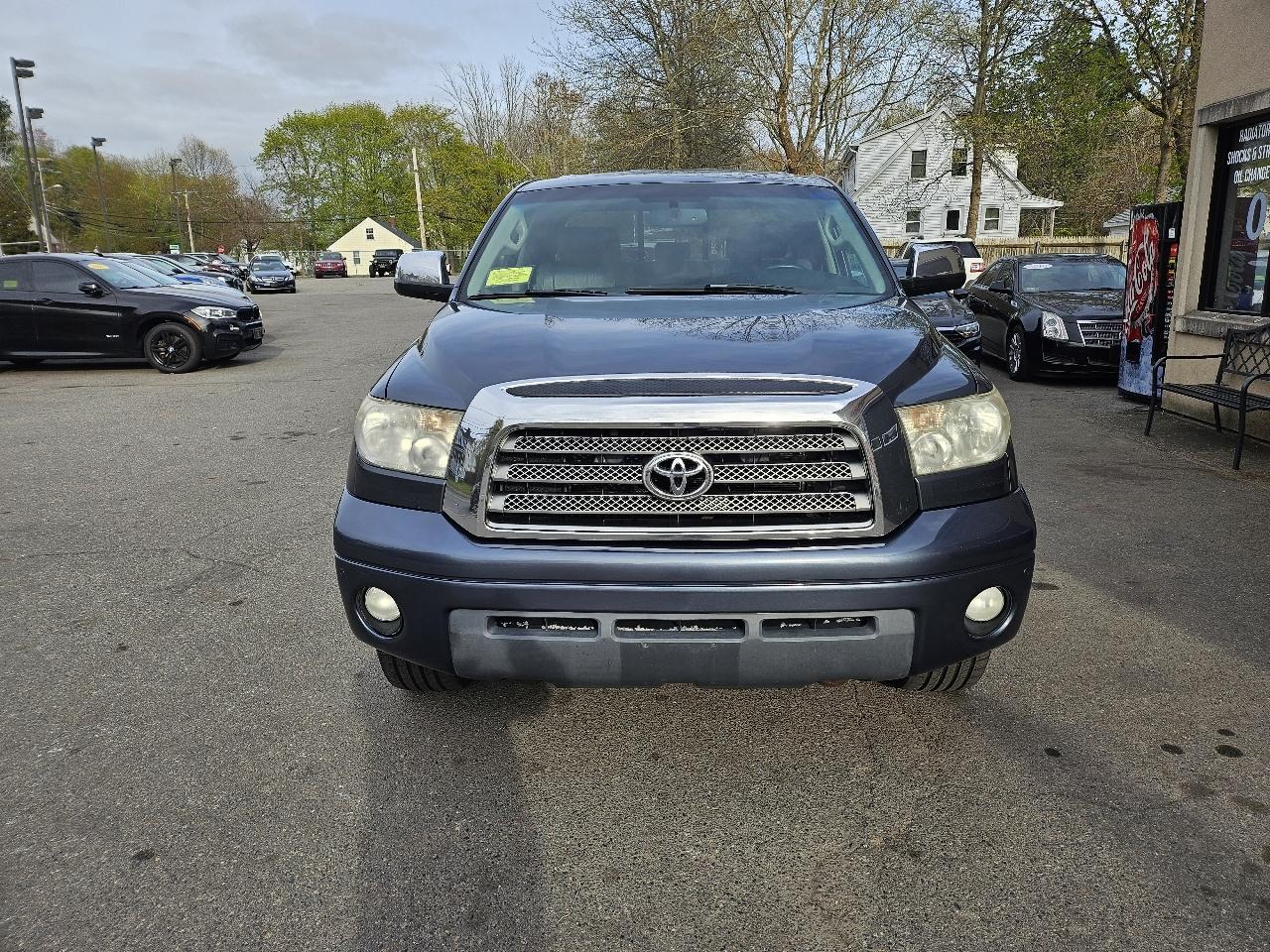 Toyota Tundra Limited Double Cab 5.7L 4WD 2008
