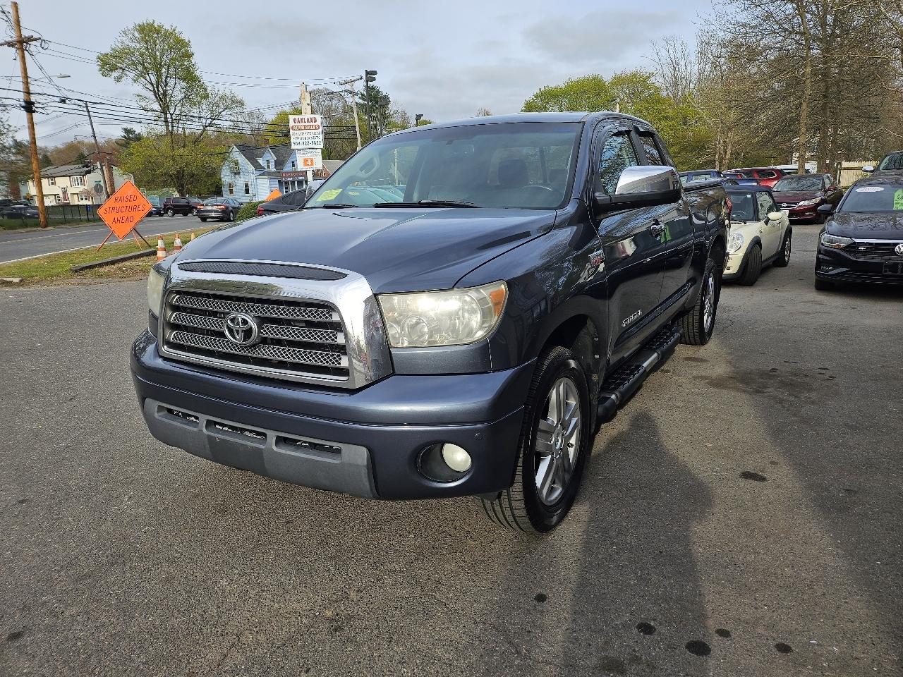 Toyota Tundra Limited Double Cab 5.7L 4WD 2008