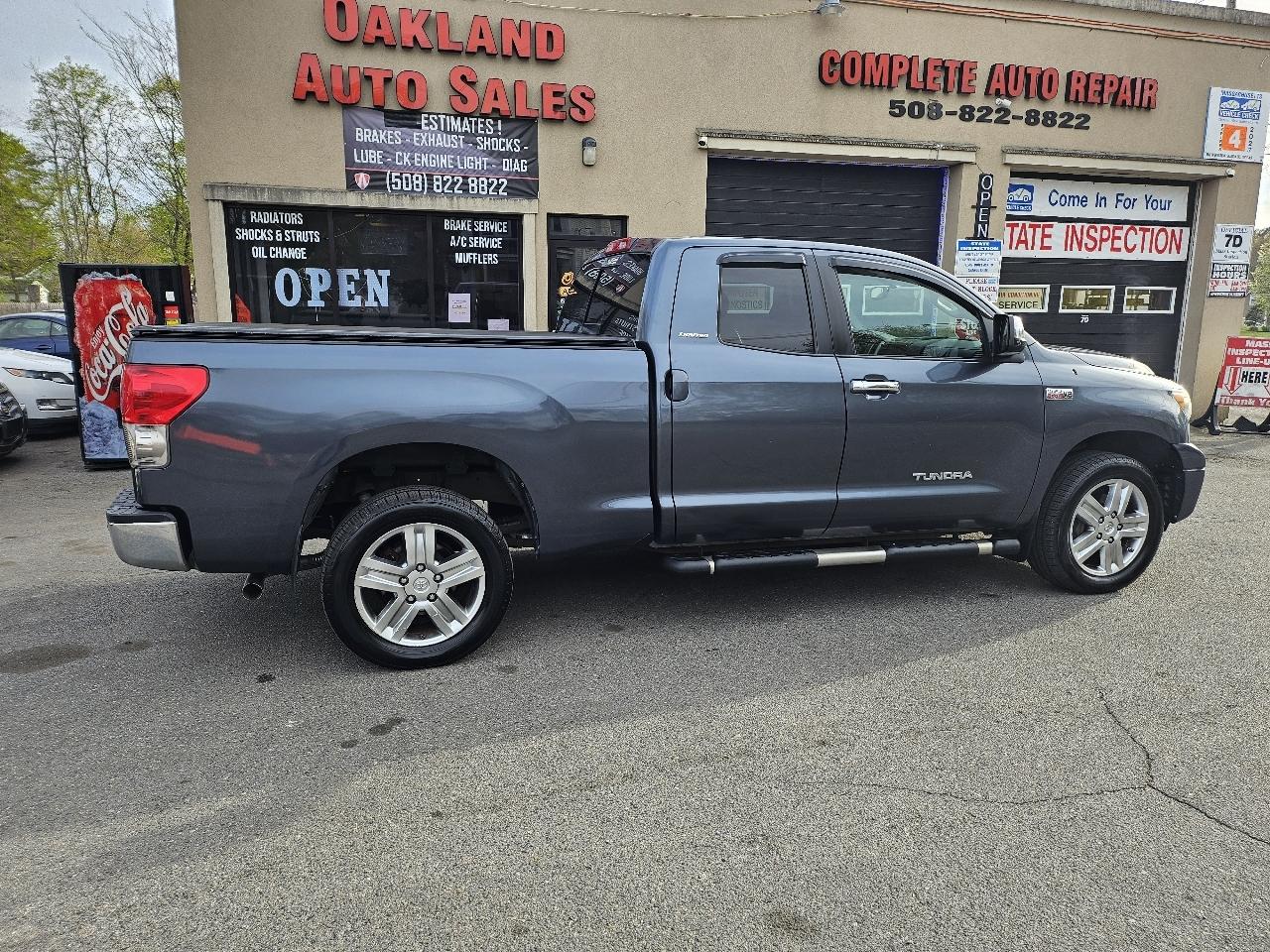 Toyota Tundra Limited Double Cab 5.7L 4WD 2008