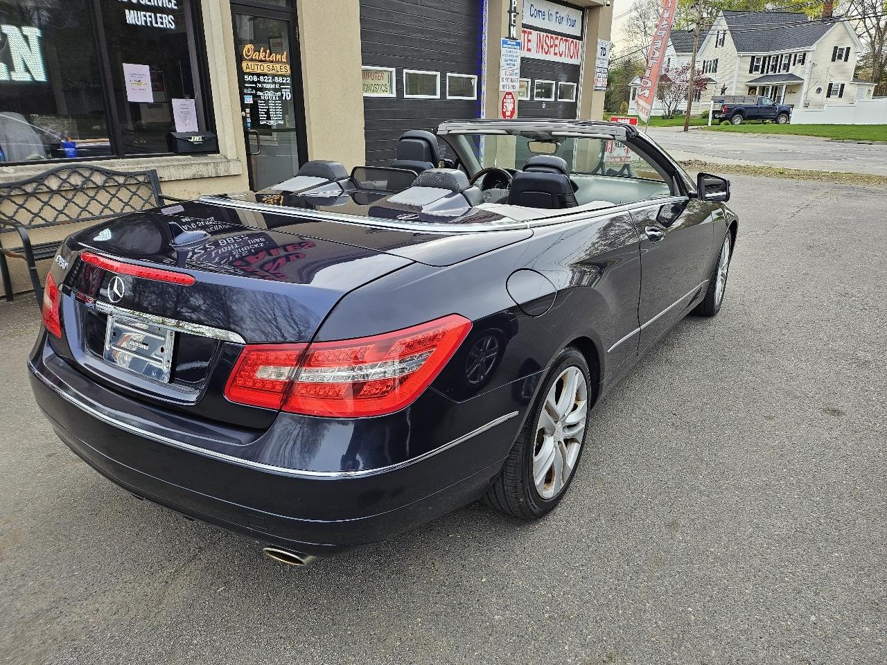Mercedes-Benz E-Class E350 Cabriolet 2011
