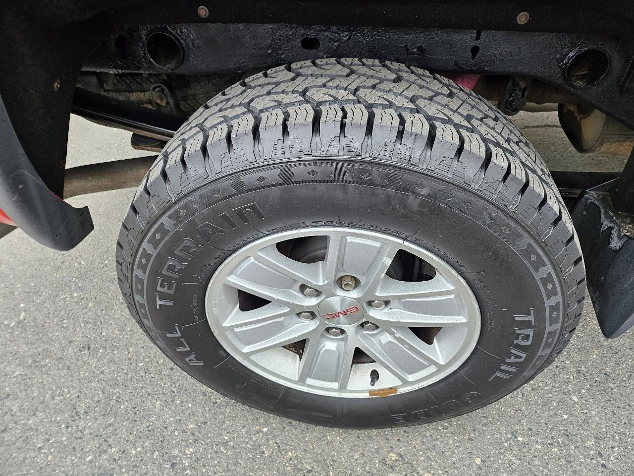 GMC Sierra 1500 4WD Crew Cab 147" SLE 2014