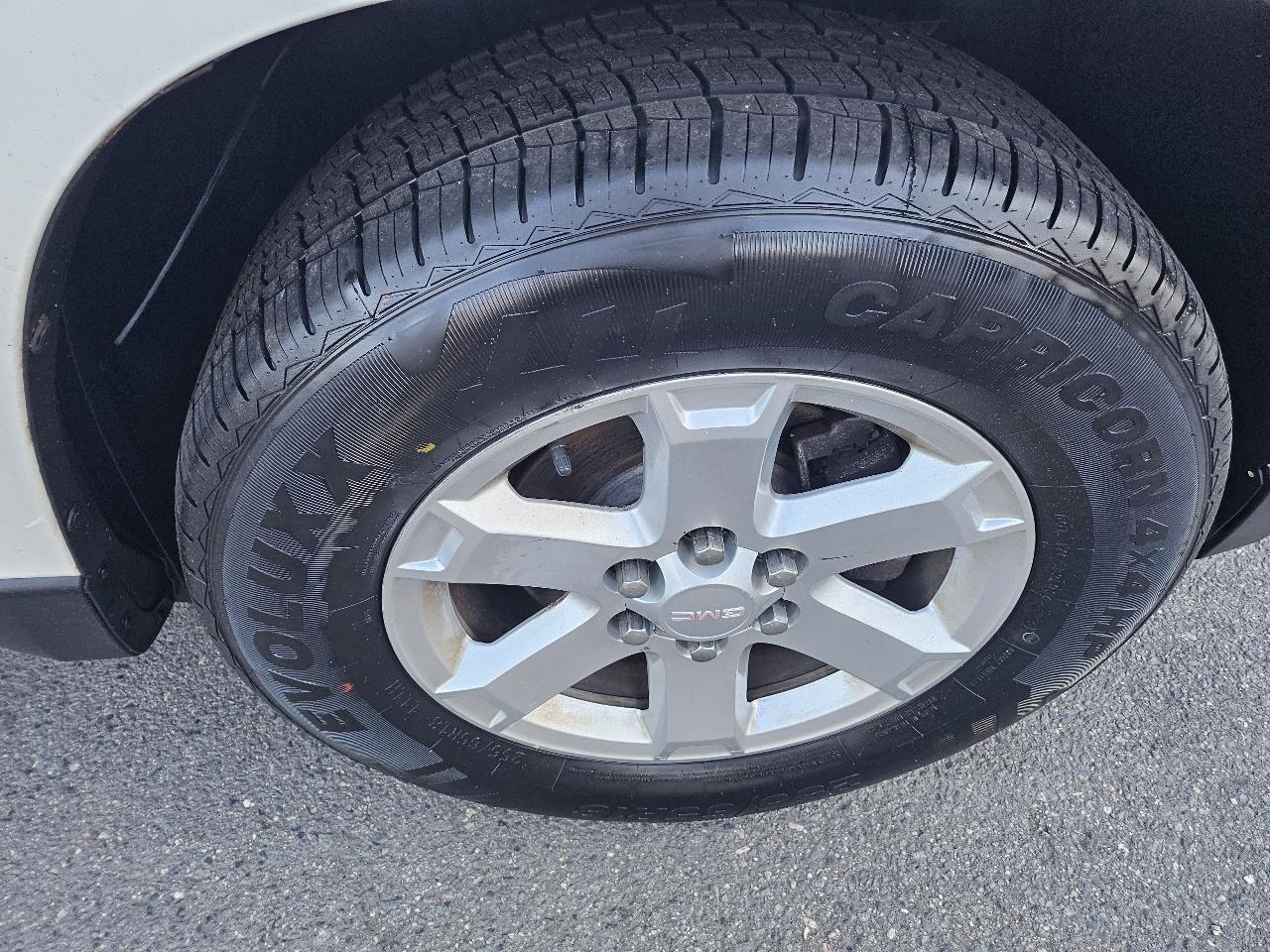 GMC Acadia SLE-2 AWD 2013