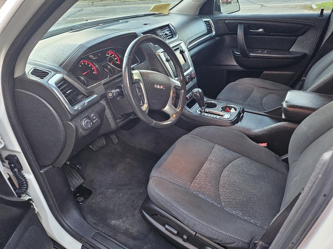 GMC Acadia SLE-2 AWD 2013
