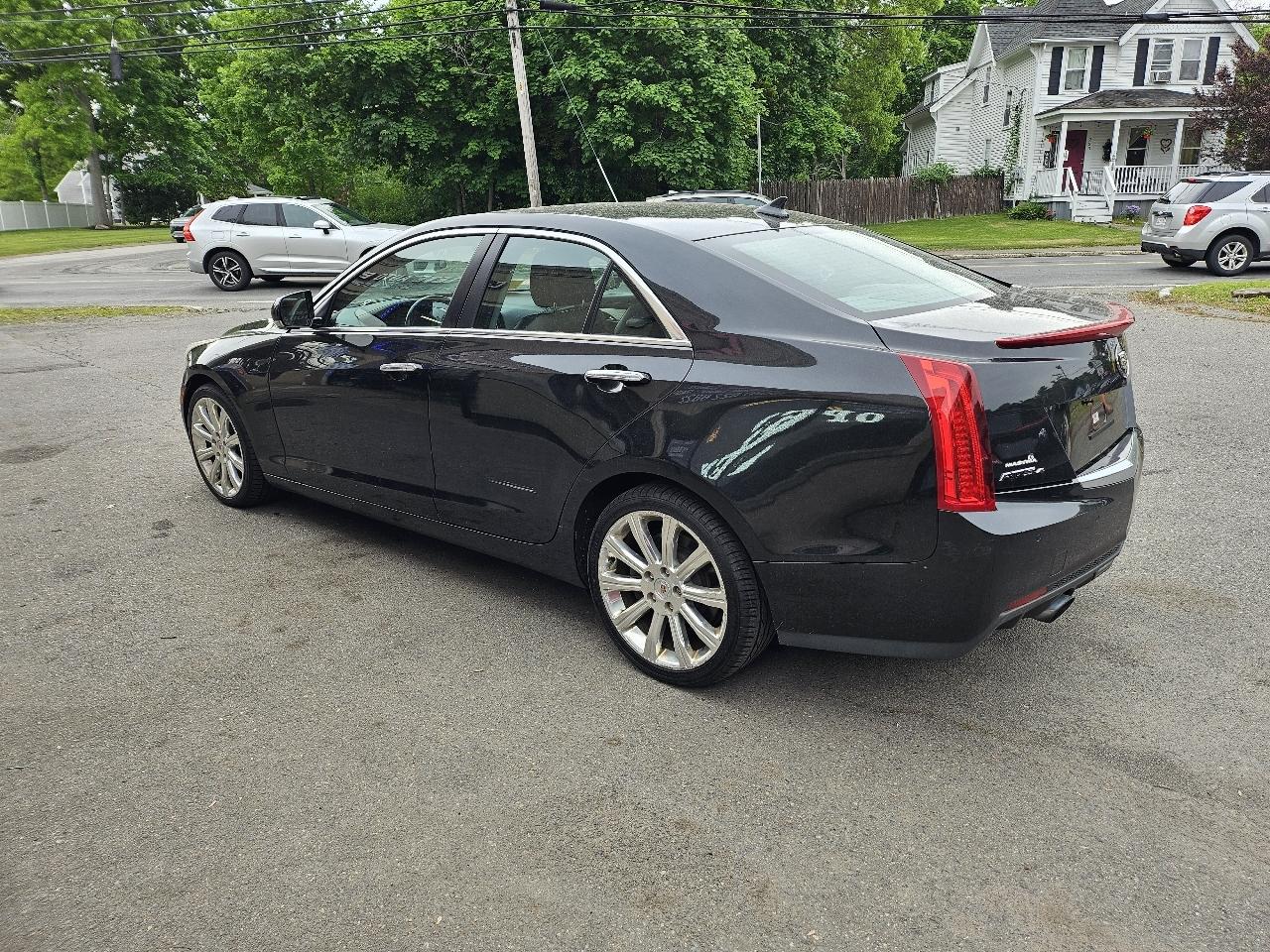 Cadillac ATS 2.0L Luxury AWD 2014