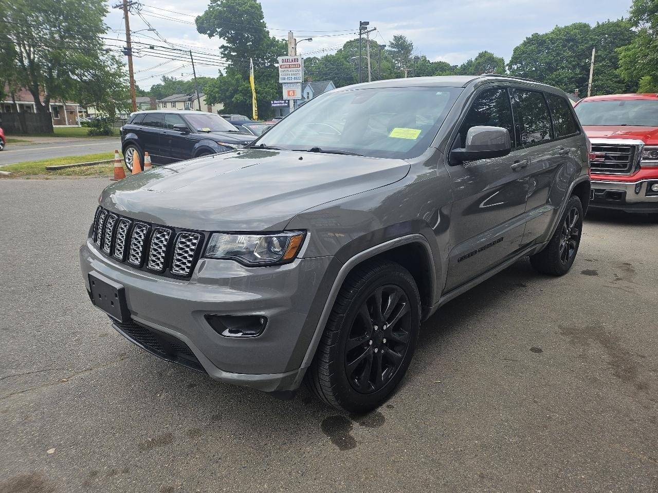 Jeep Grand Cherokee Laredo 2WD 2019