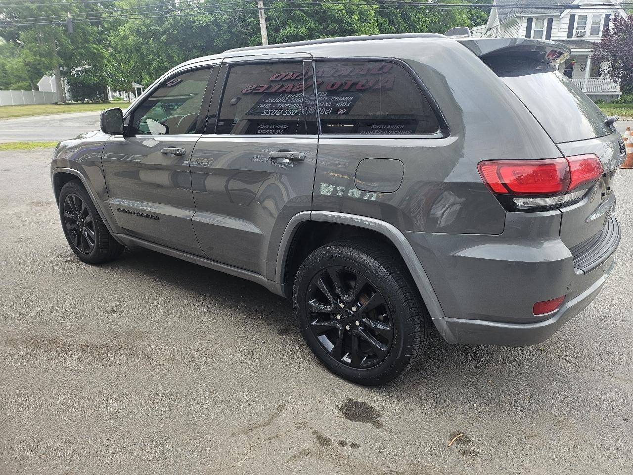 Jeep Grand Cherokee Laredo 2WD 2019