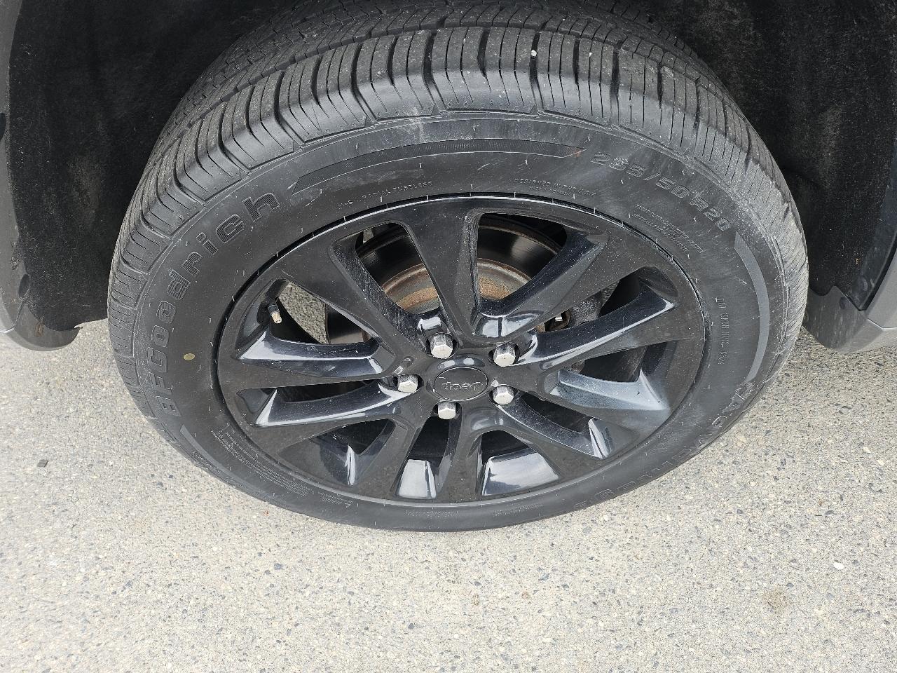 Jeep Grand Cherokee Laredo 2WD 2019