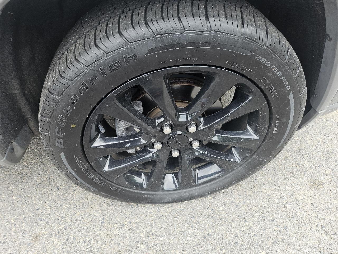 Jeep Grand Cherokee Laredo 2WD 2019