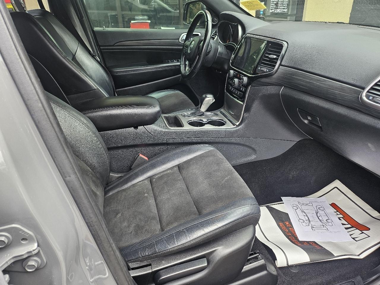 Jeep Grand Cherokee Laredo 2WD 2019