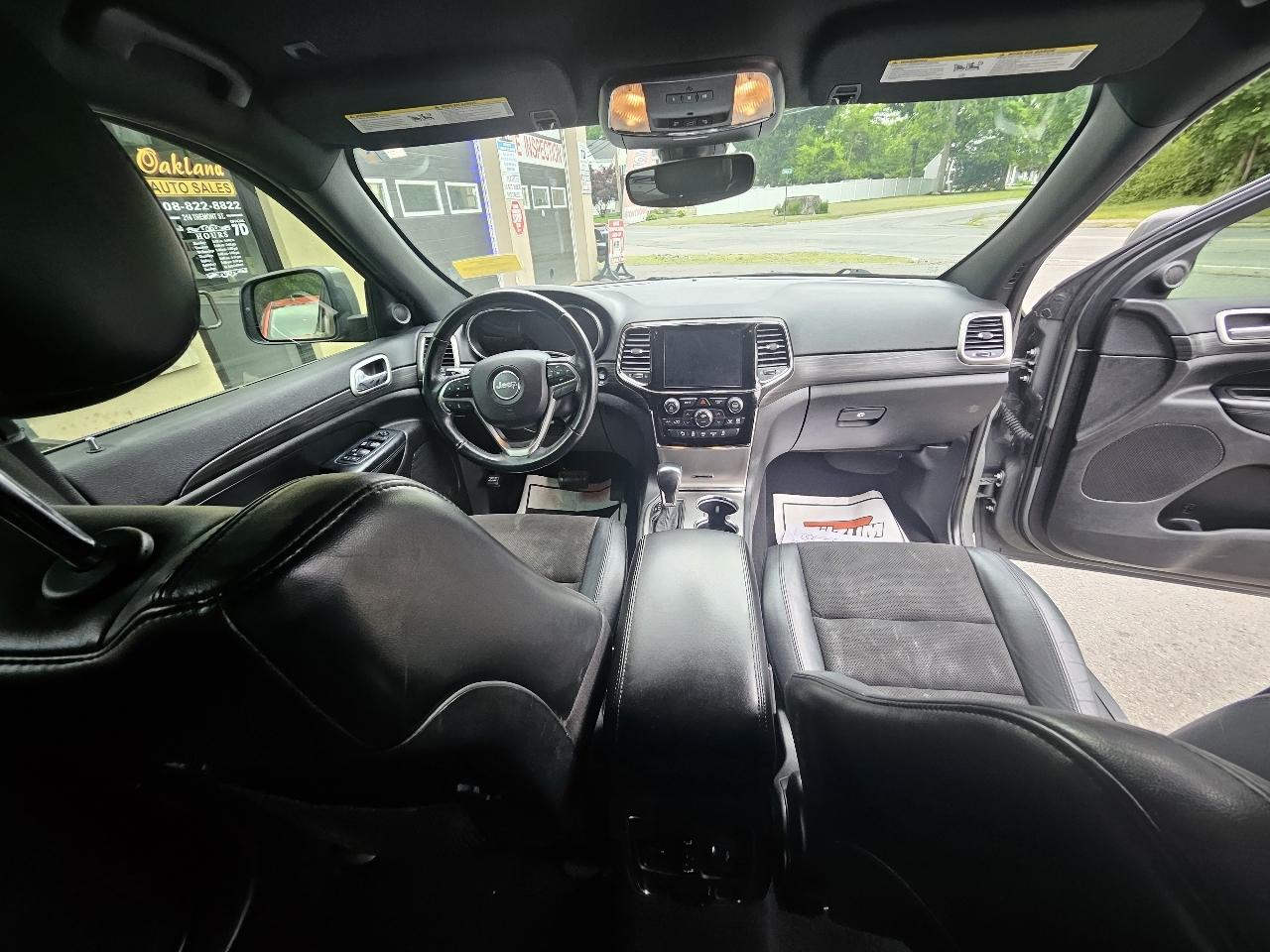 Jeep Grand Cherokee Laredo 2WD 2019