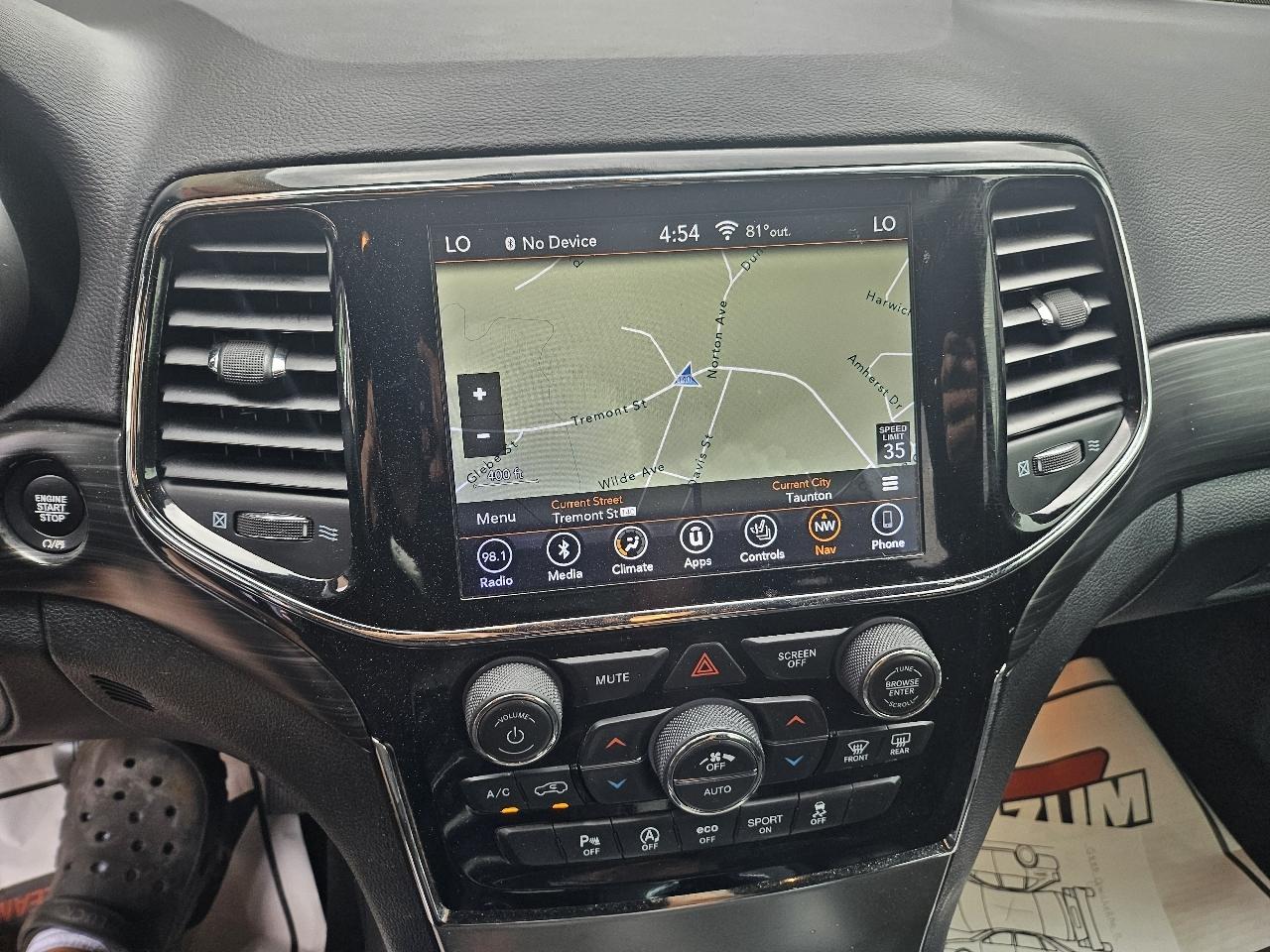 Jeep Grand Cherokee Laredo 2WD 2019