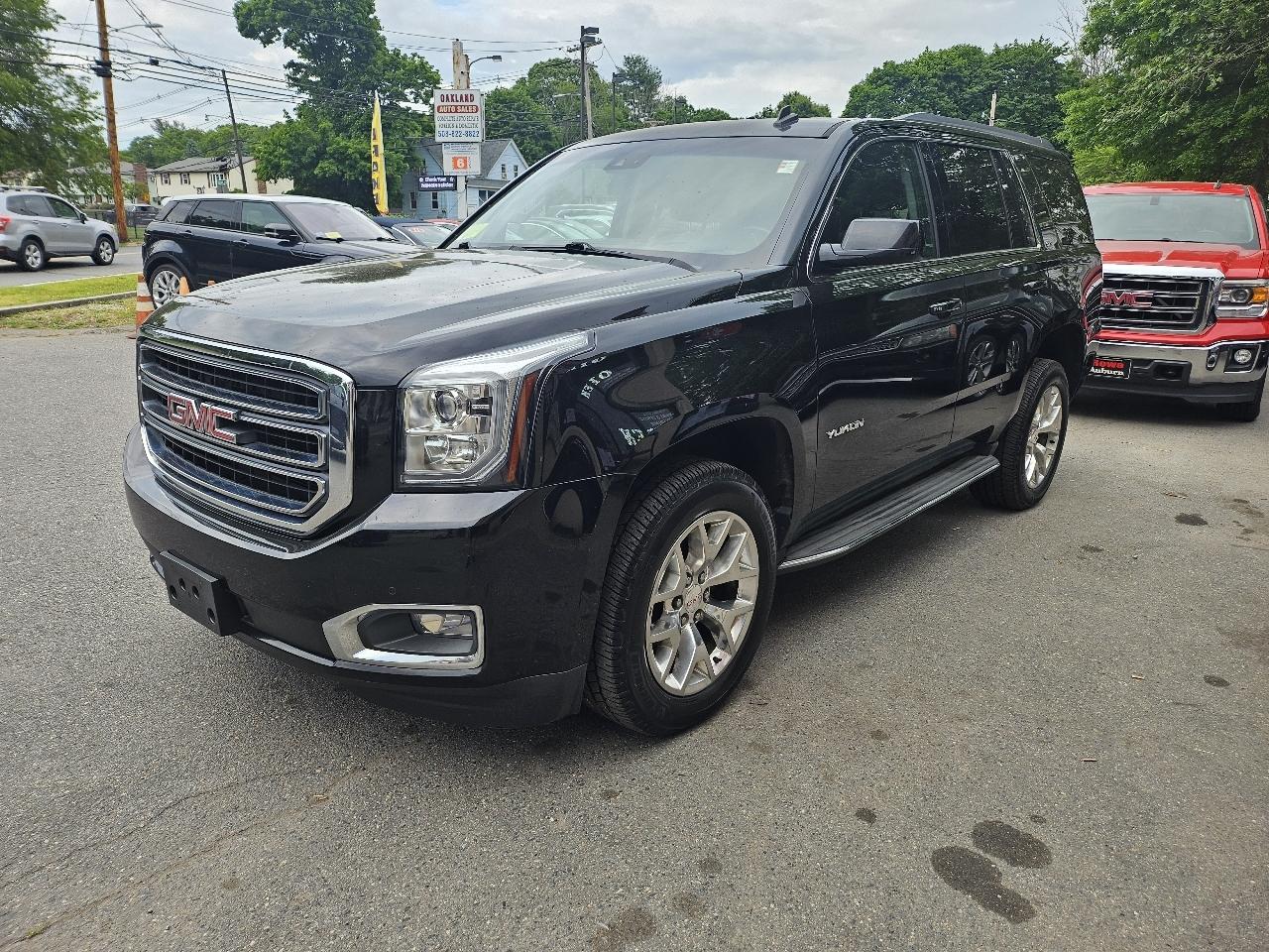 GMC Yukon SLT 4WD 2015