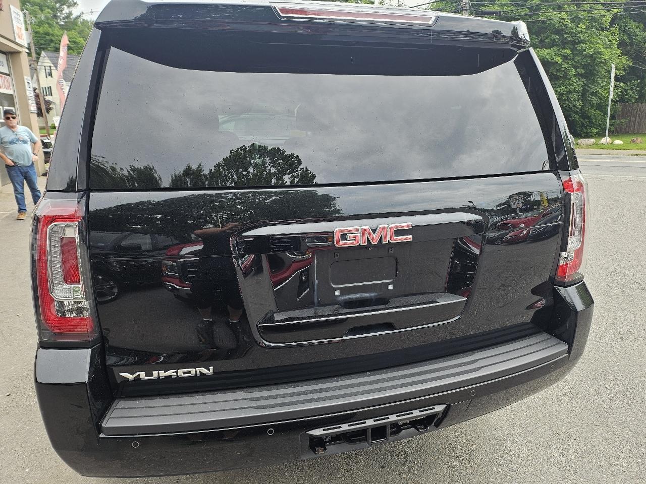 GMC Yukon SLT 4WD 2015