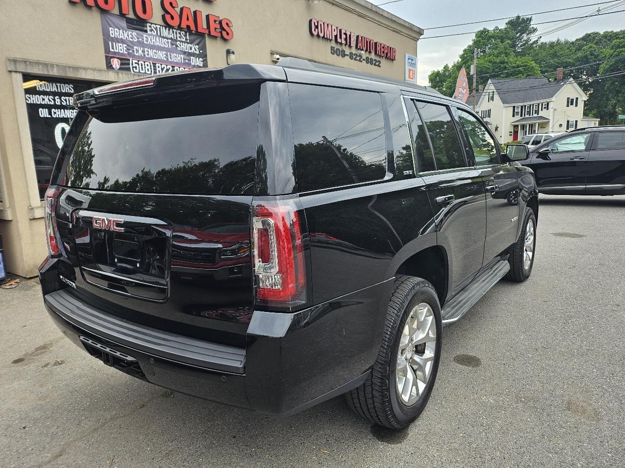 GMC Yukon SLT 4WD 2015