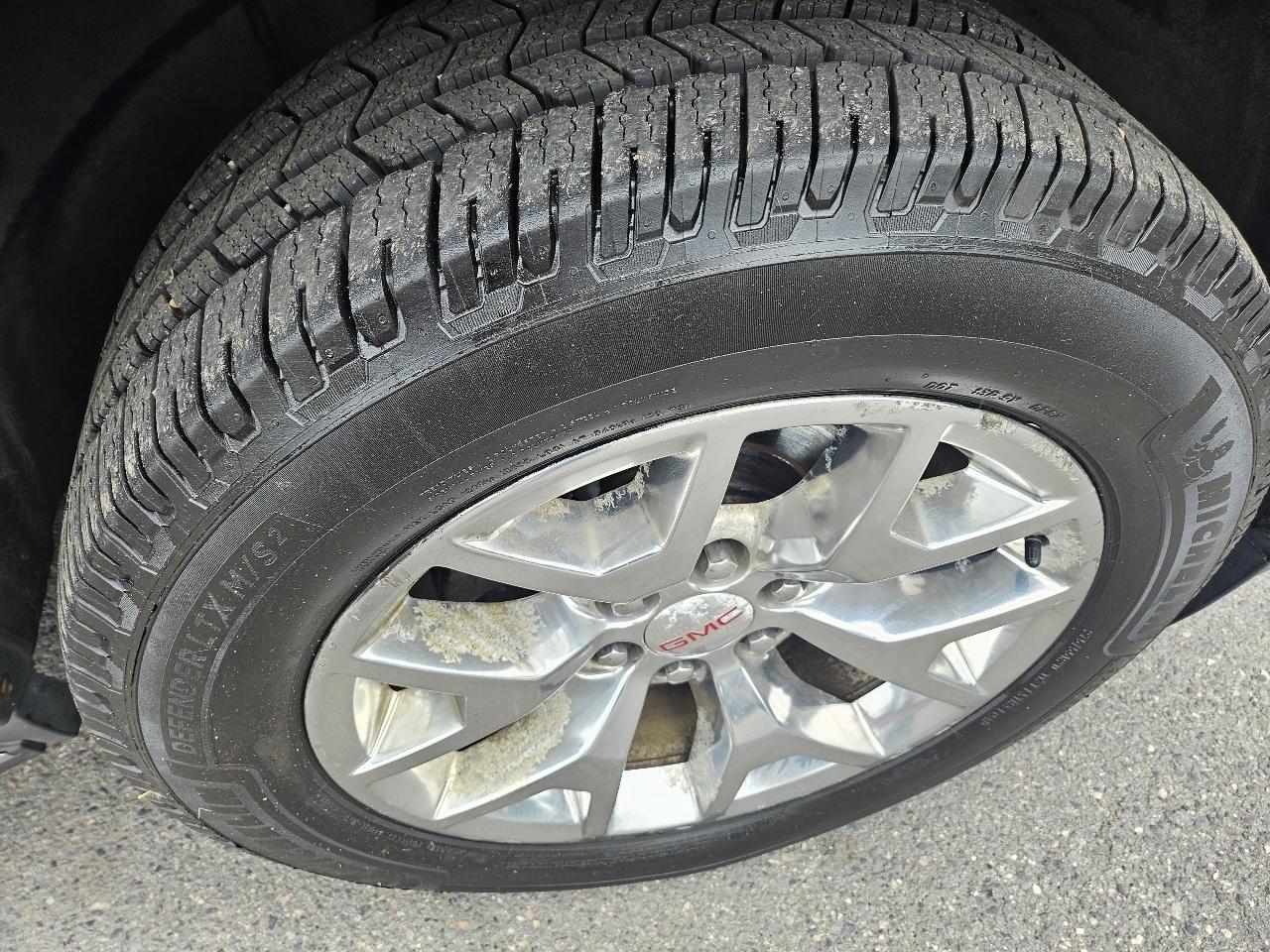 GMC Yukon SLT 4WD 2015