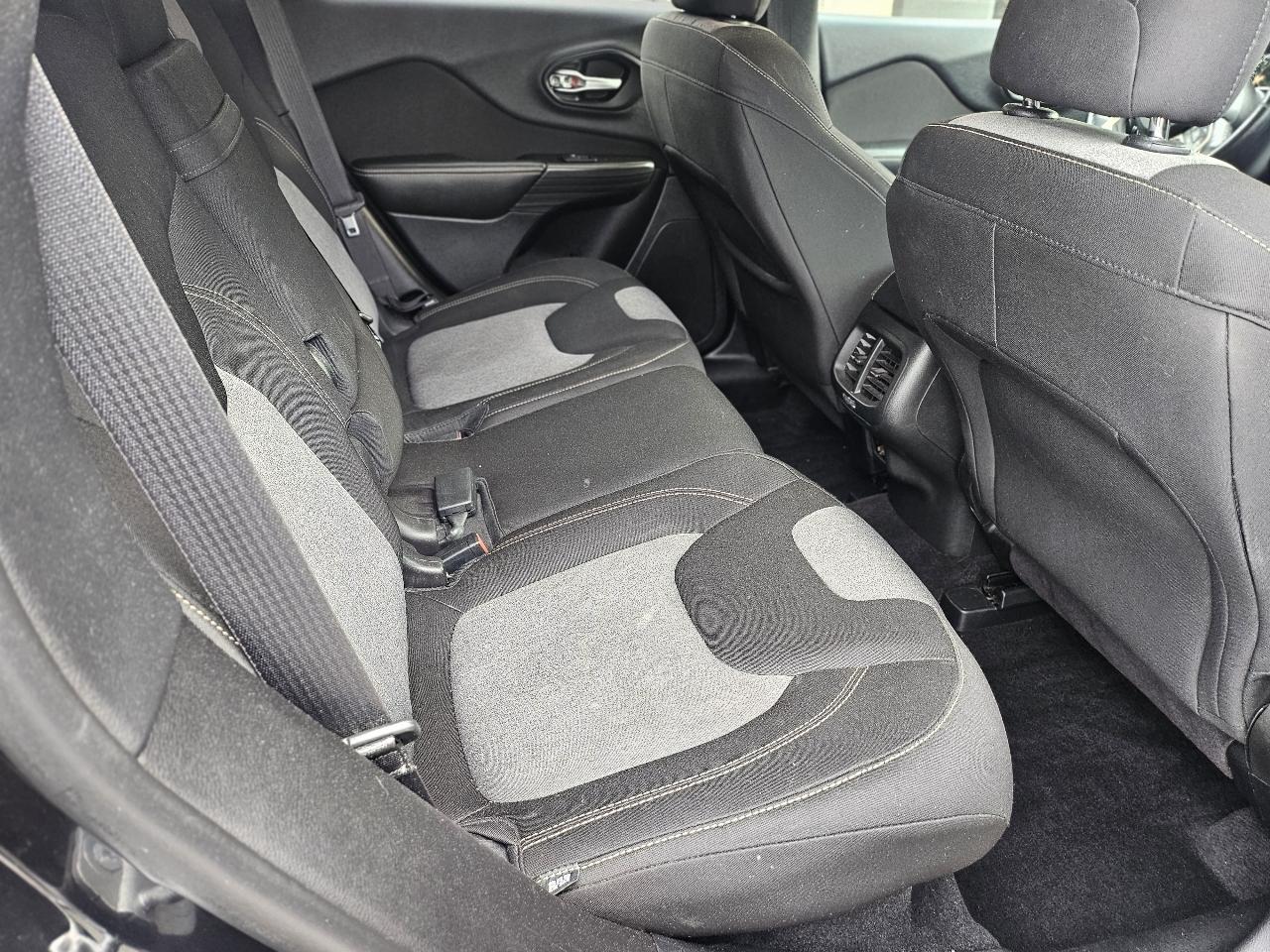 Jeep Cherokee Latitude 4WD 2014