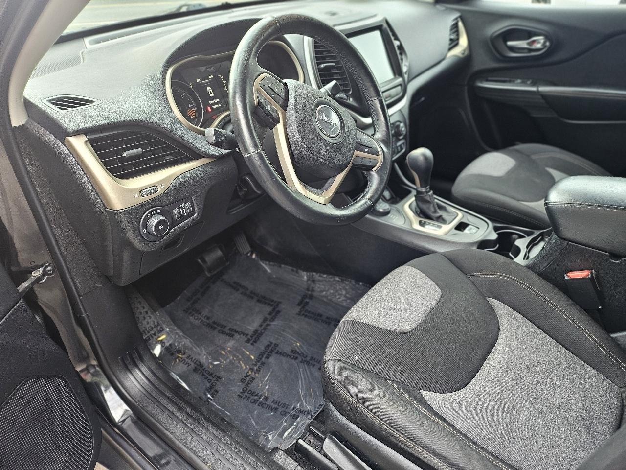 Jeep Cherokee Latitude 4WD 2014