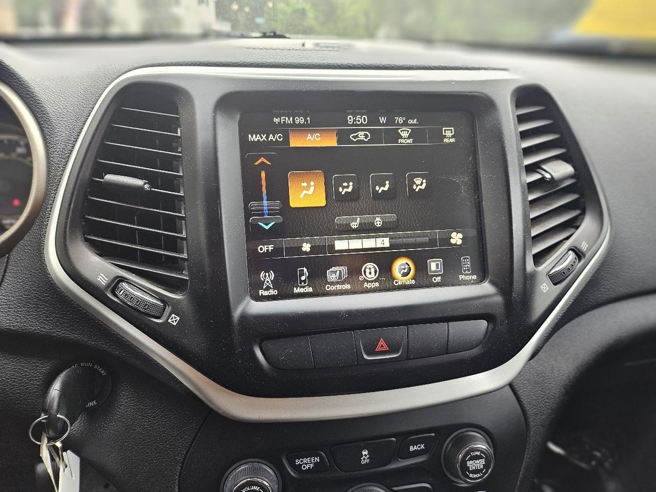Jeep Cherokee Latitude 4WD 2014