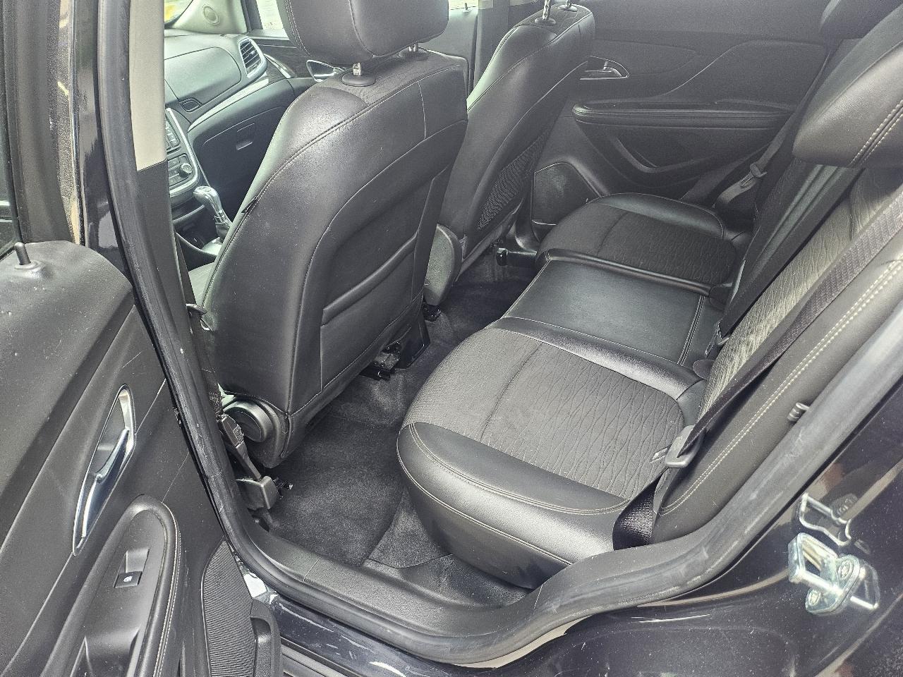 Buick Encore Base FWD 2015