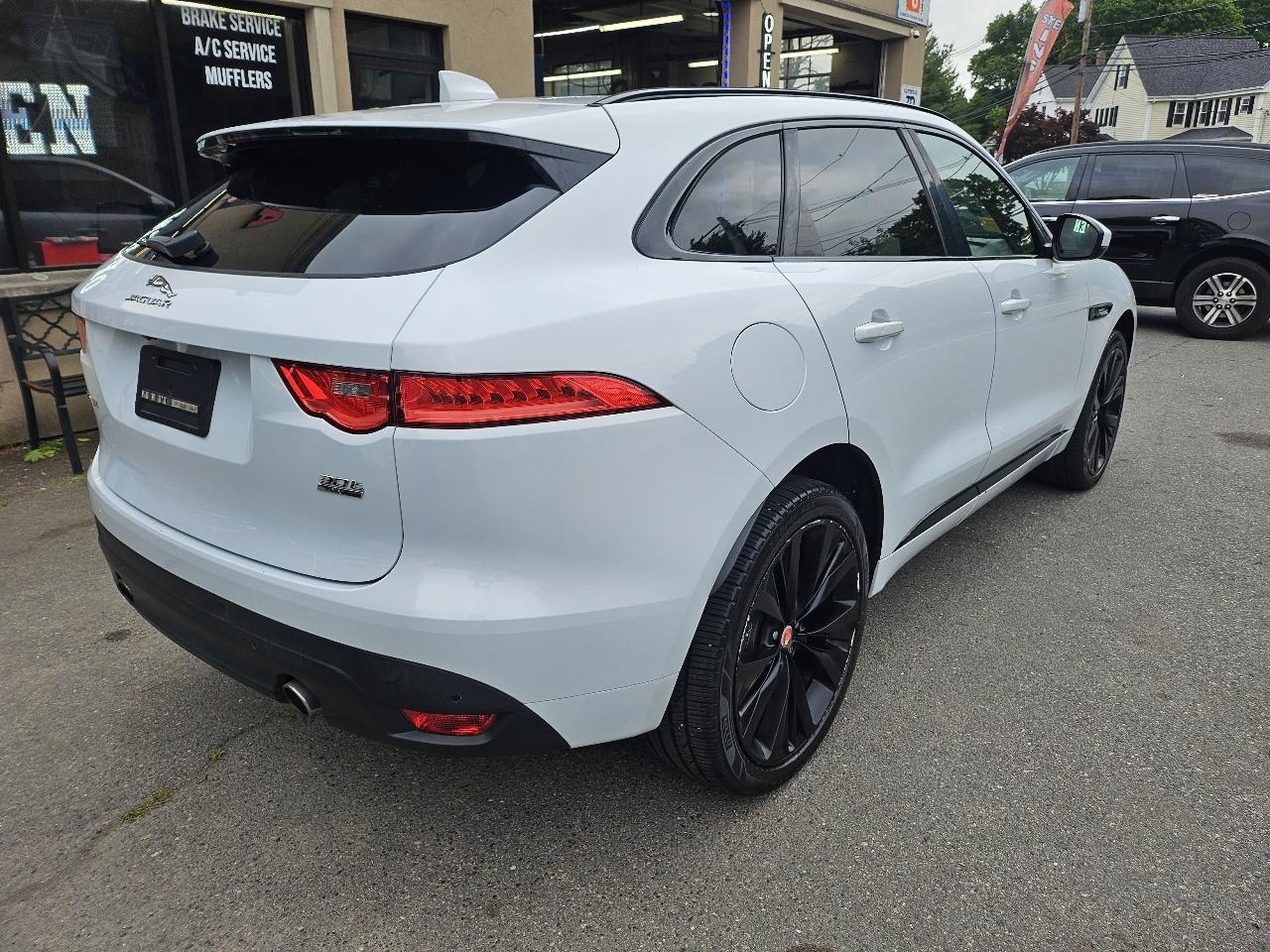 Jaguar F-Pace 25t R-Sport 2019