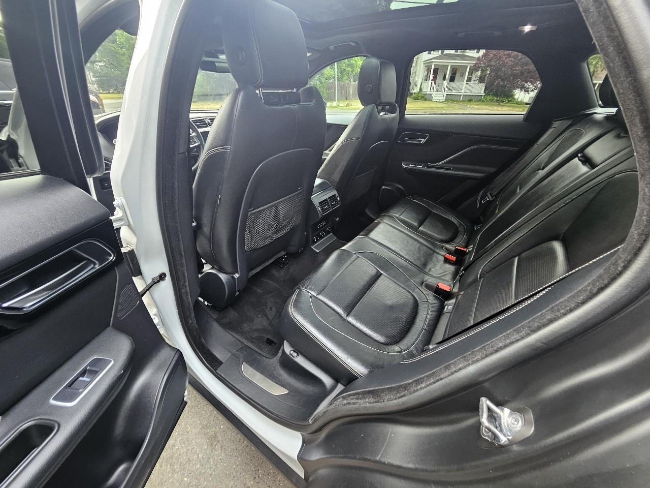 Jaguar F-Pace 25t R-Sport 2019