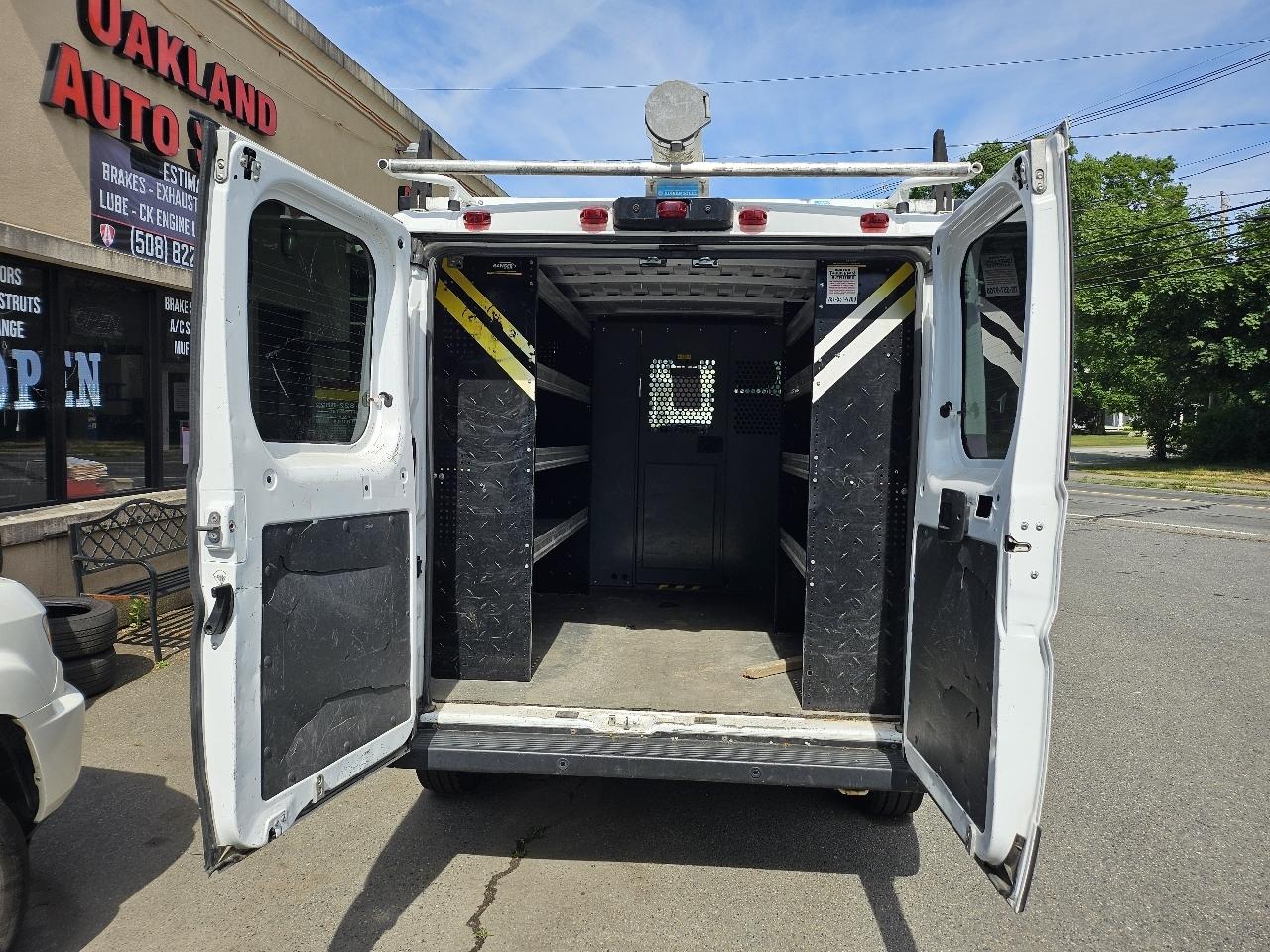 RAM Promaster 1500 Low Roof Tradesman 118-in. WB 2019
