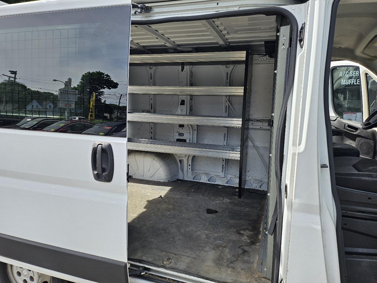 RAM Promaster 1500 Low Roof Tradesman 118-in. WB 2019