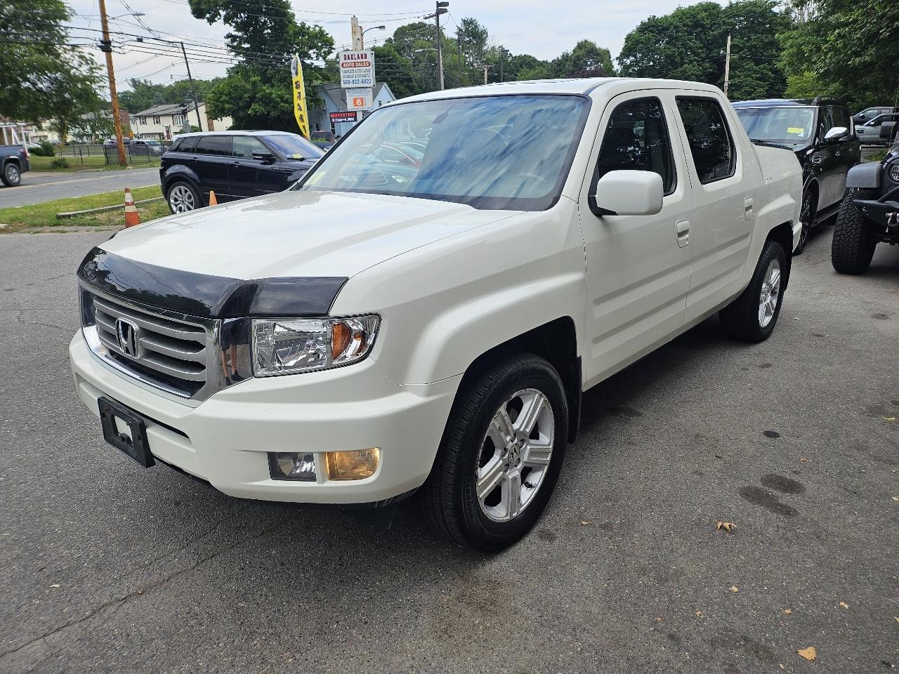 Honda Ridgeline RTL w/ Leather and Navigation 2014