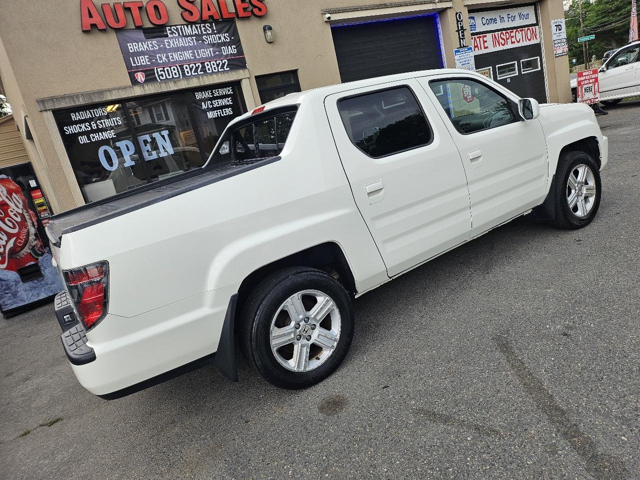 Honda Ridgeline RTL w/ Leather and Navigation 2014