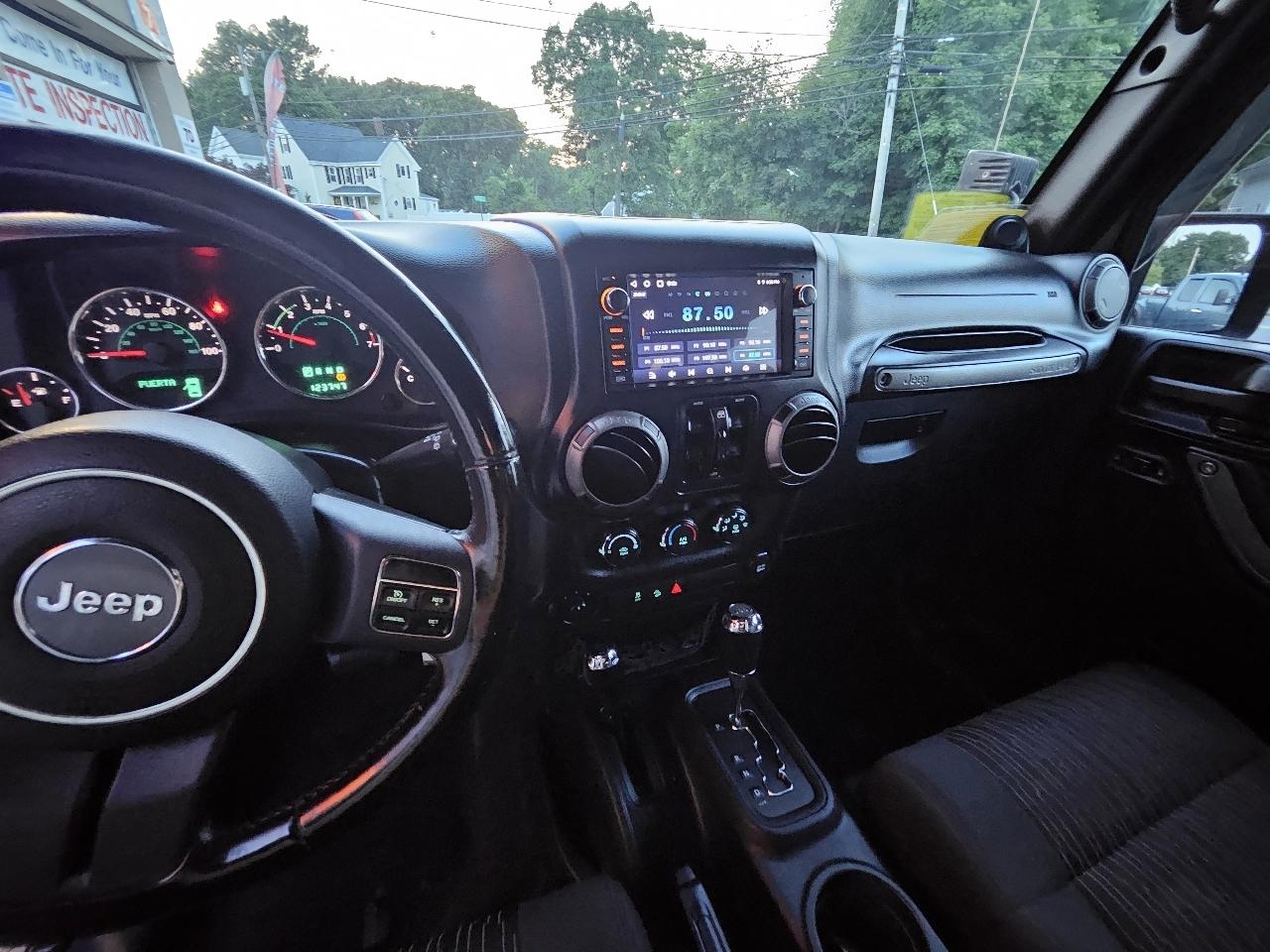 Jeep Wrangler Unlimited Sport 4WD 2012