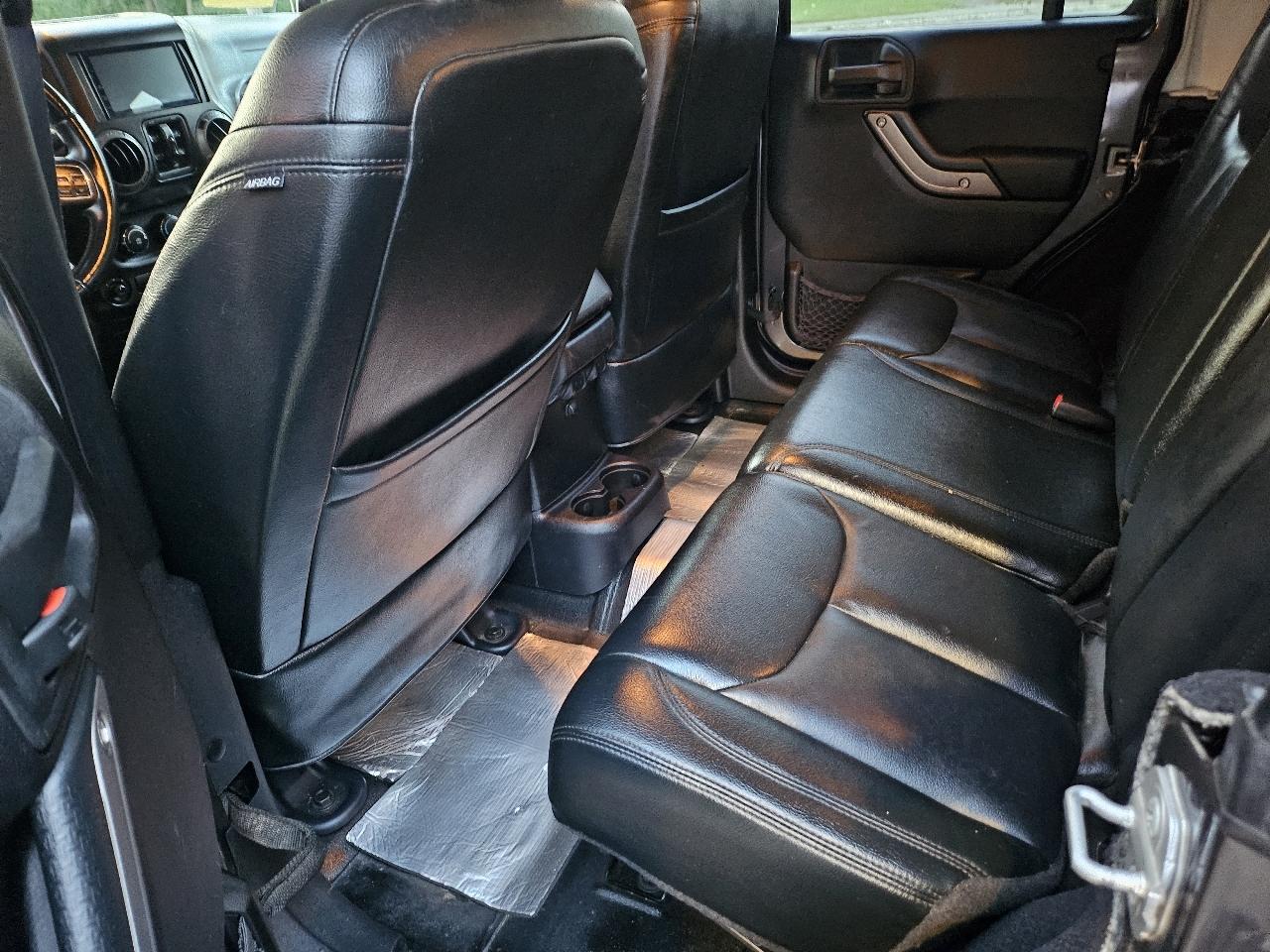 Jeep Wrangler Unlimited Sport 4WD 2014