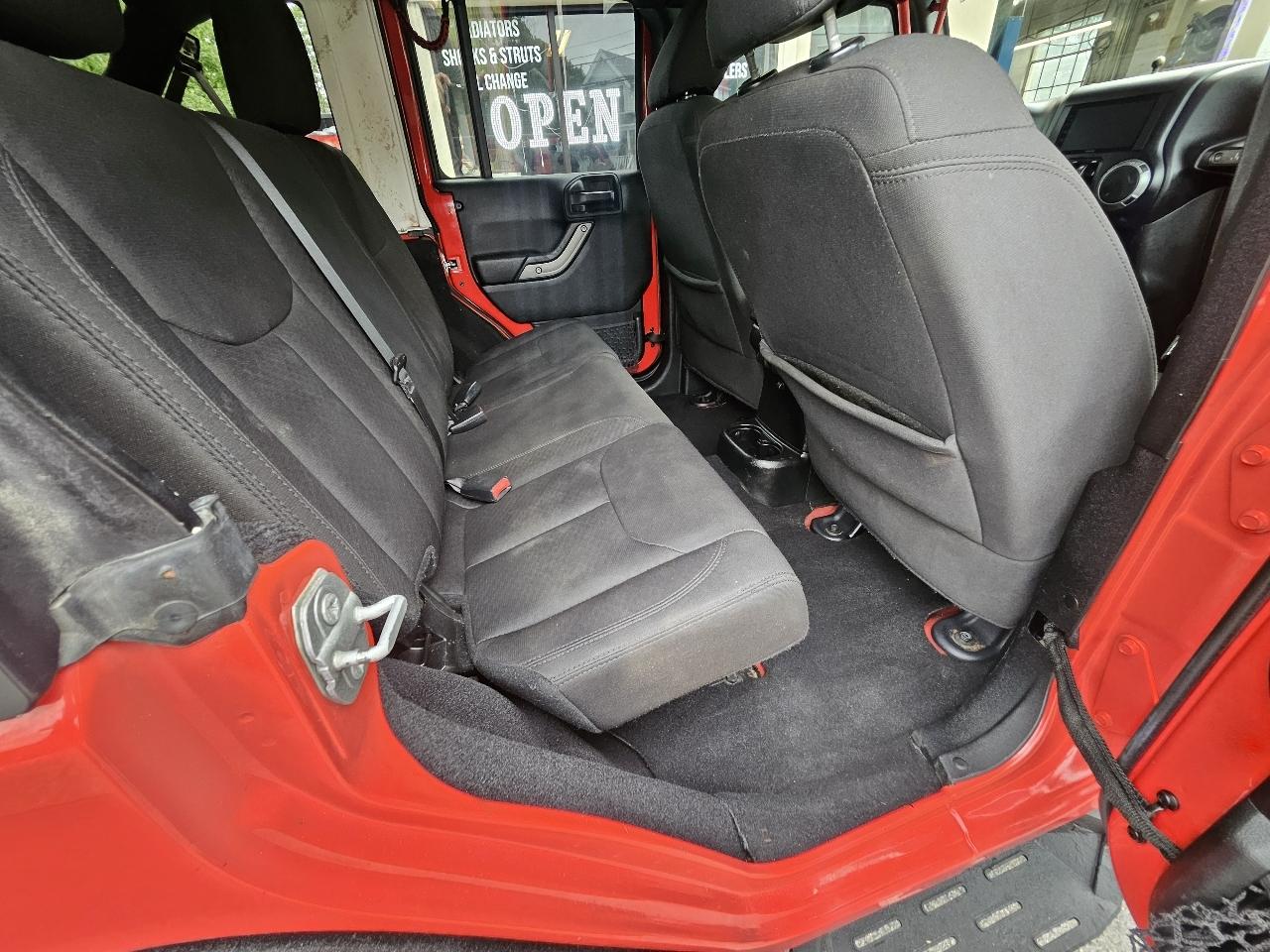 Jeep Wrangler Unlimited Sport 4WD 2017