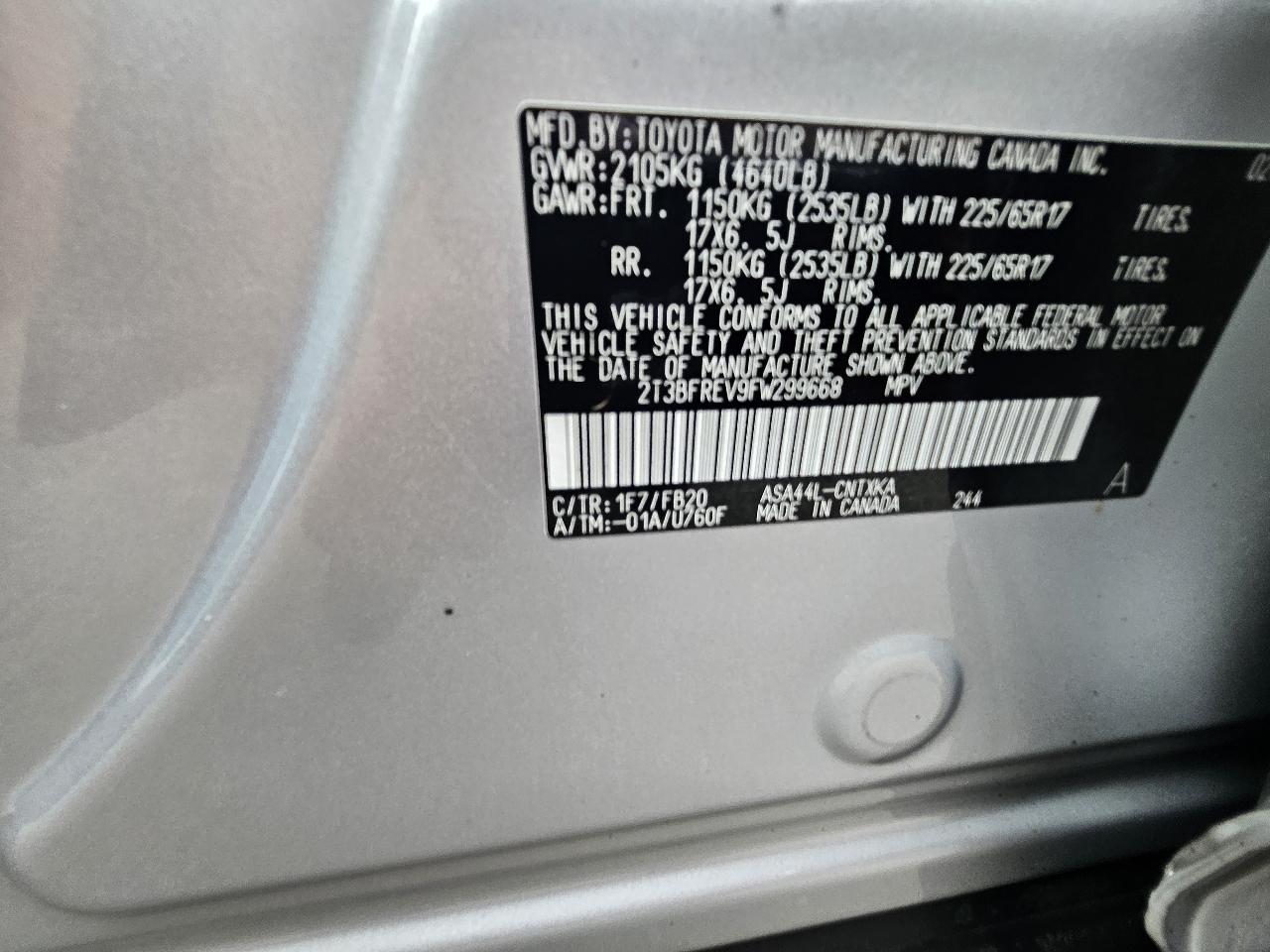 Toyota RAV4 LE AWD 2015