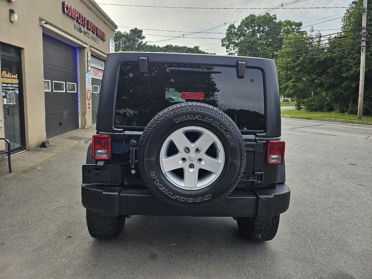 Jeep Wrangler JK Unlimited Sport 4WD 2018