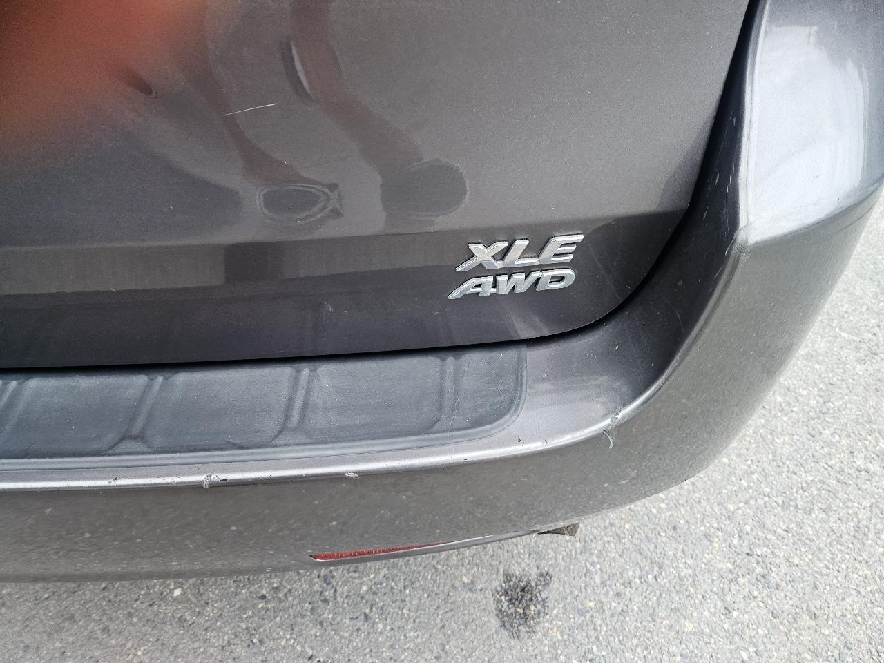 Toyota Sienna Limited AWD 7-Passenger V6 2013