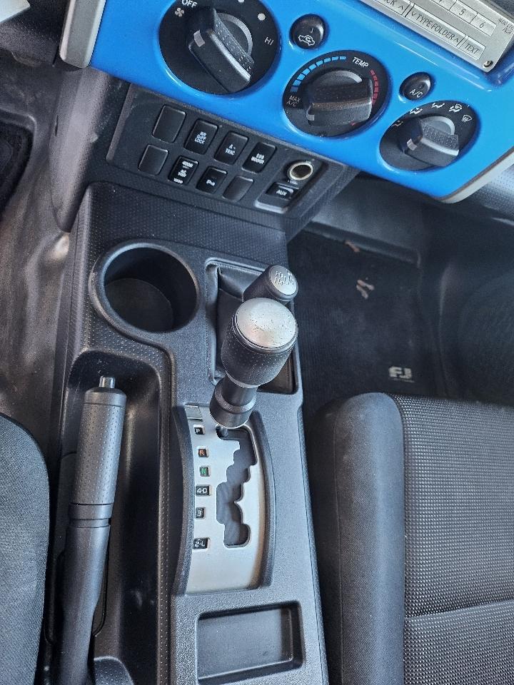 Toyota FJ Cruiser 4WD AT 2008