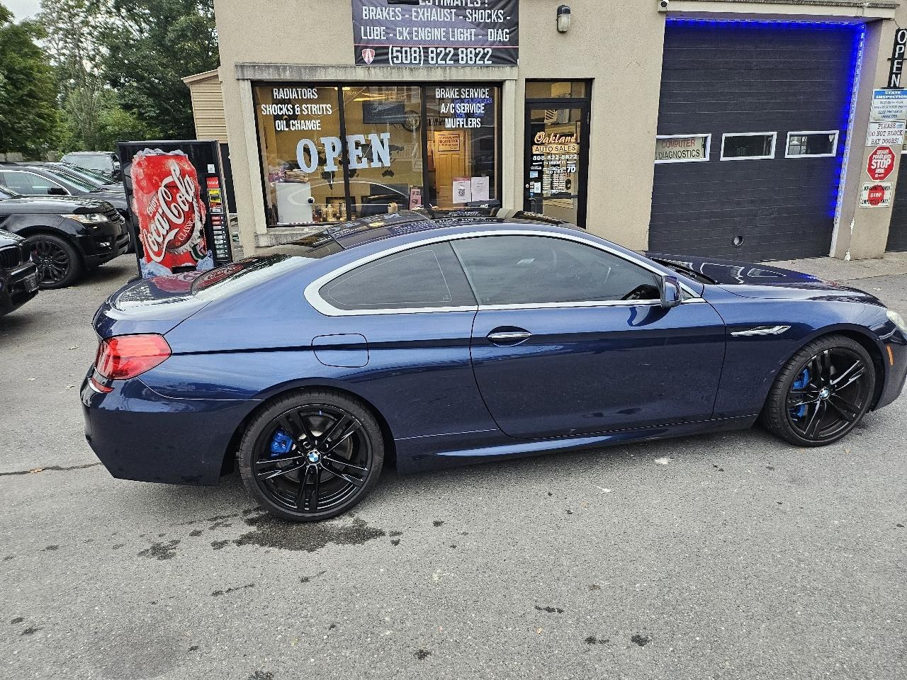 BMW 6-Series 650i Coupe 2012